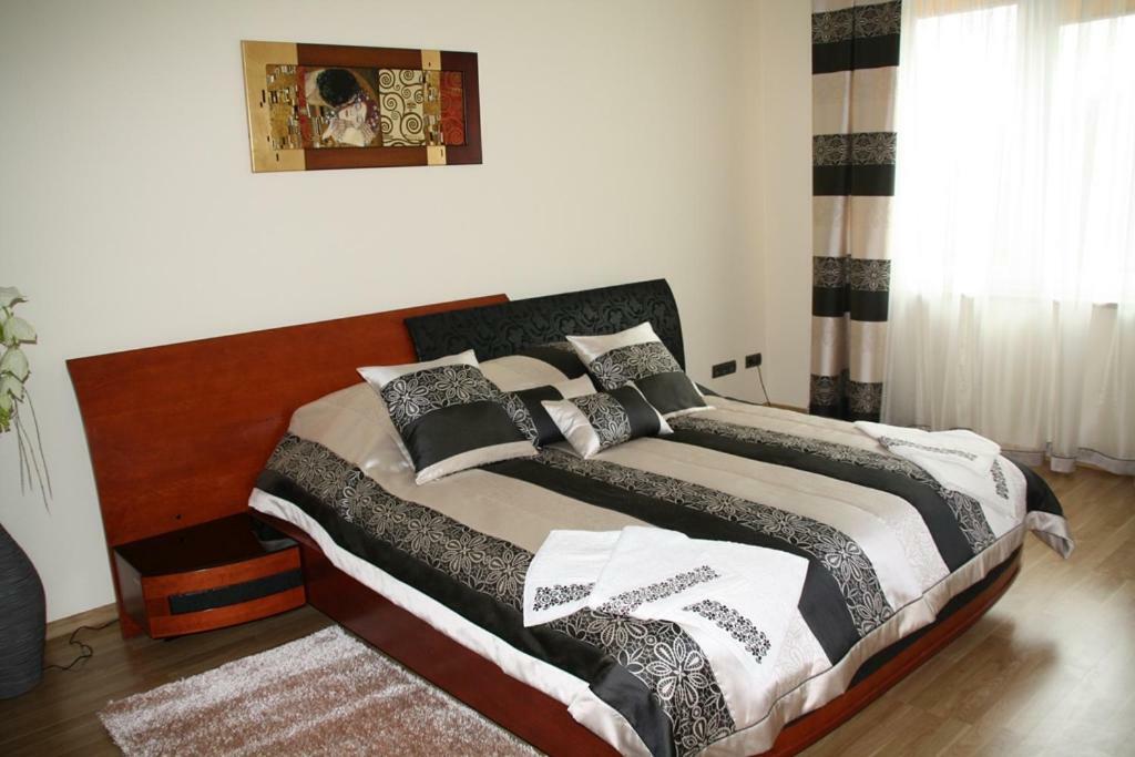 Hotel For You Pabianice Ngoại thất bức ảnh